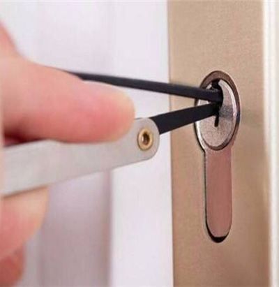 革吉开换锁服务公司